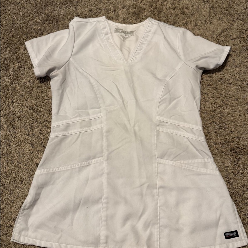 Barco Uniforms Grey's Anatomy White Scrub Top